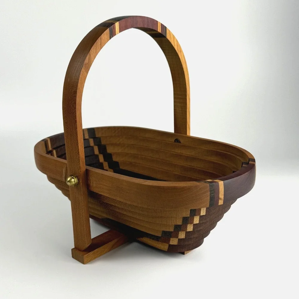 Vintage Signed Deep Spring Collapsible Basket 10